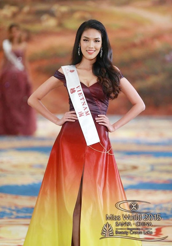 Lan Khue lot top 10 trang phuc da hoi tai Miss World